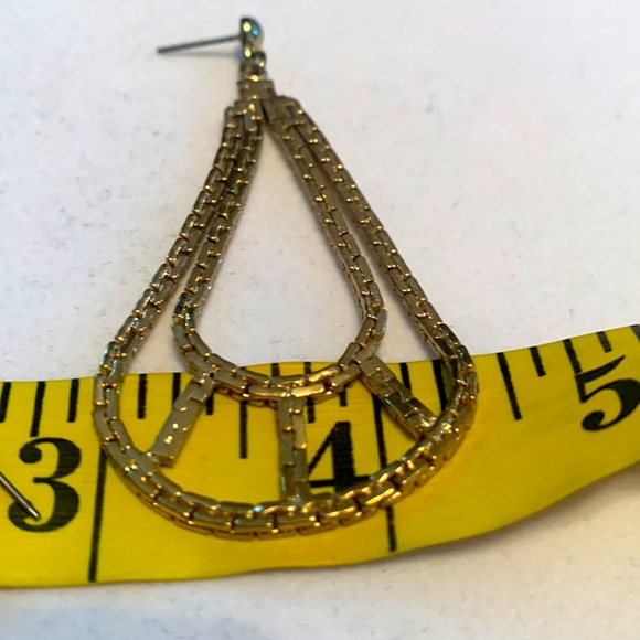 Chico’s Gold Tone Teardrop Chain Link Post Drop Earrings - Picture 6 of 9